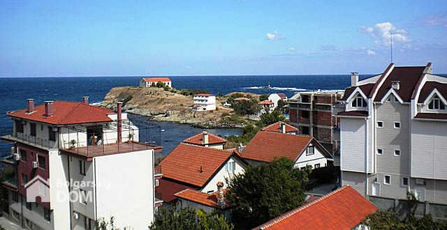 Небольшая уютная студия с панорамным видом на море в Царево